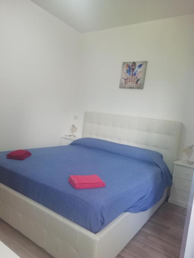 Villa Giuliana Stanze Con Bagno Interno In Villa A 350 Mt Spiaggia Libera Lido Delle Sirene 安齐奥 外观 照片
