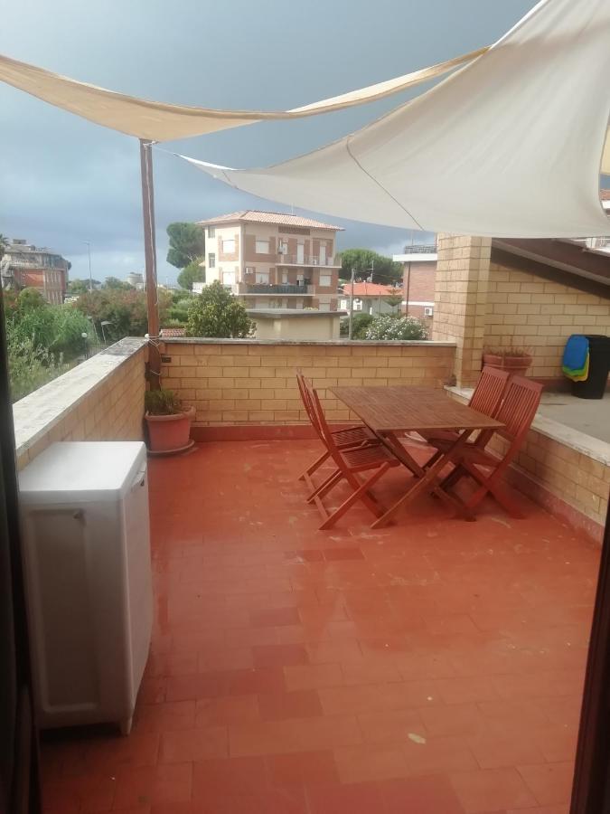 Villa Giuliana Stanze Con Bagno Interno In Villa A 350 Mt Spiaggia Libera Lido Delle Sirene 安齐奥 外观 照片