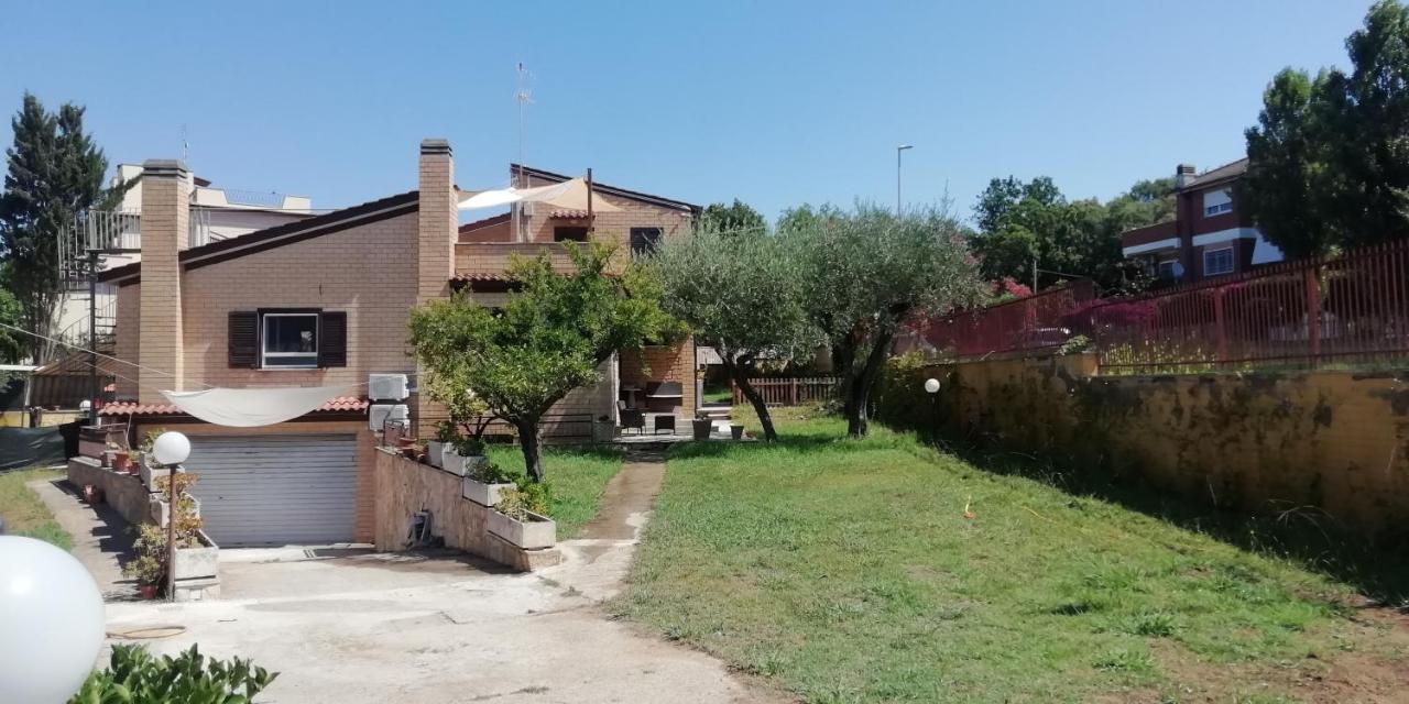 Villa Giuliana Stanze Con Bagno Interno In Villa A 350 Mt Spiaggia Libera Lido Delle Sirene 安齐奥 外观 照片