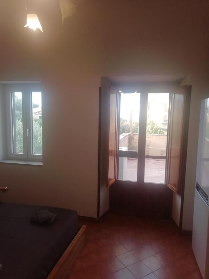 Villa Giuliana Stanze Con Bagno Interno In Villa A 350 Mt Spiaggia Libera Lido Delle Sirene 安齐奥 外观 照片
