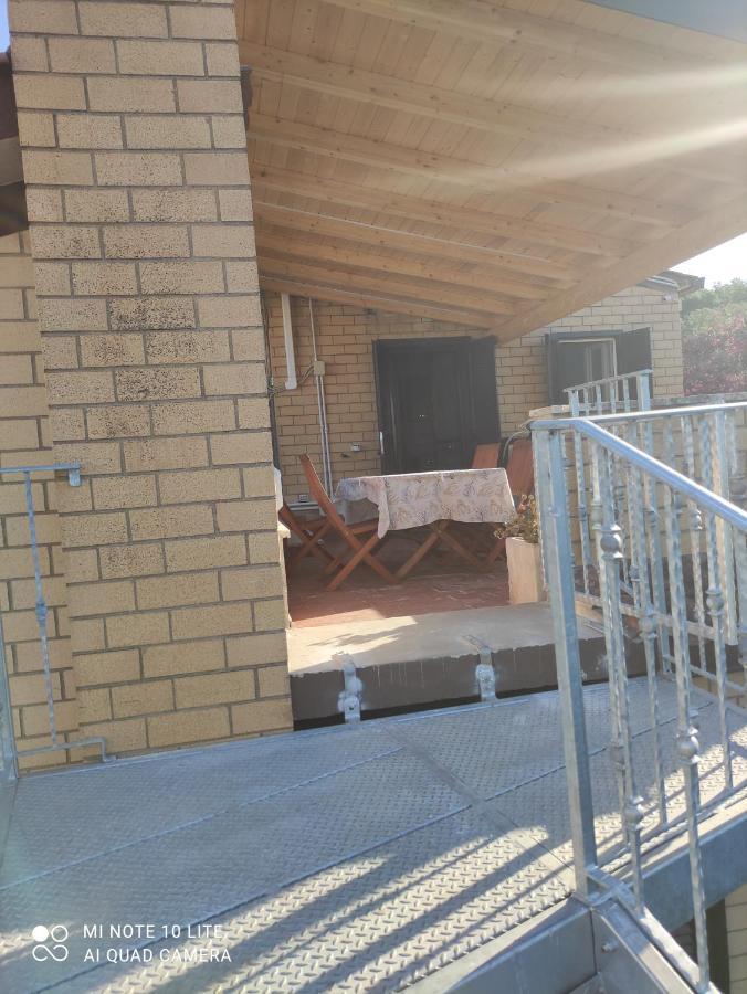 Villa Giuliana Stanze Con Bagno Interno In Villa A 350 Mt Spiaggia Libera Lido Delle Sirene 安齐奥 外观 照片